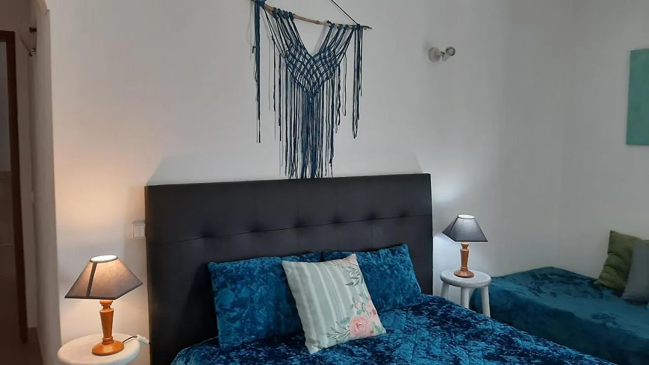 Sagres Sunny Room With Private Bathroom 300M From The Beach