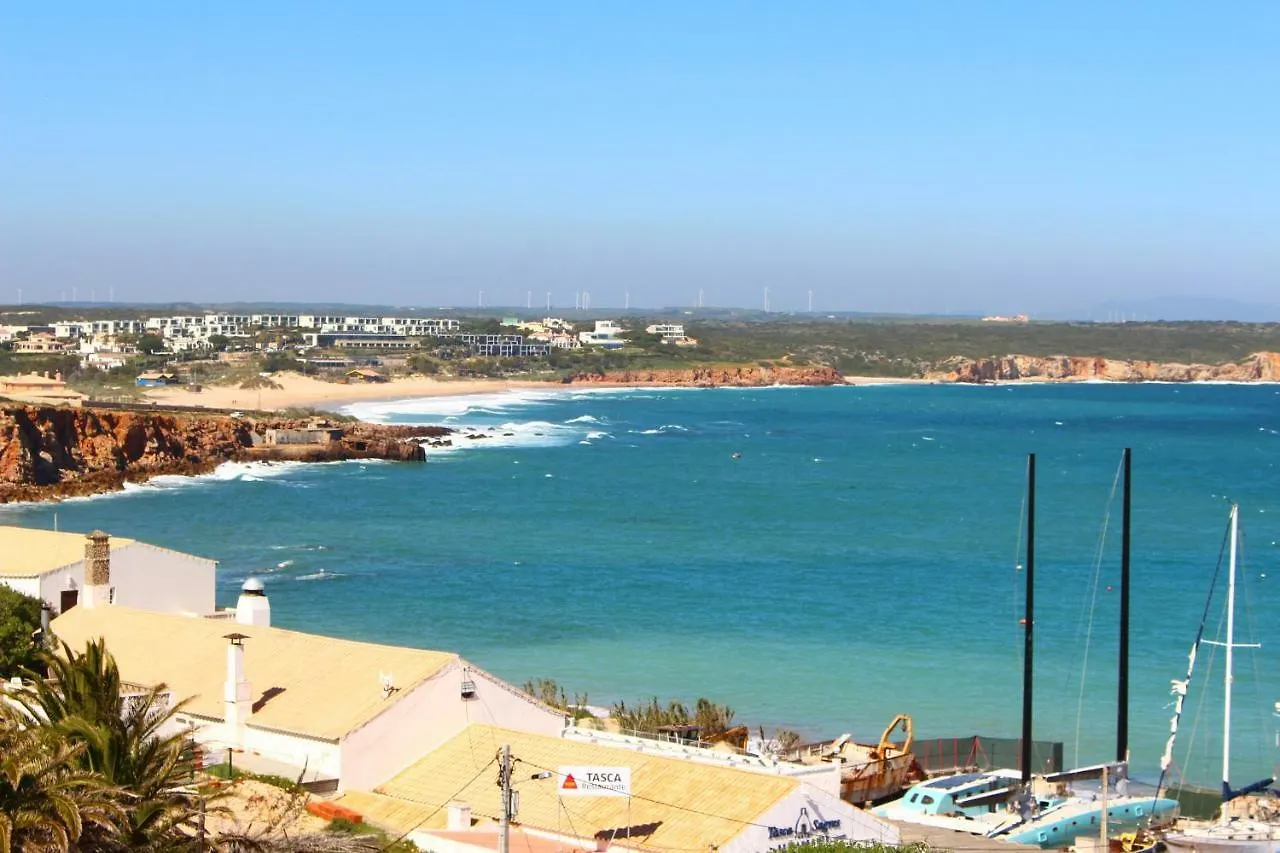 Sagres Sunny Room With Private Bathroom 300M From The Beach 0*,