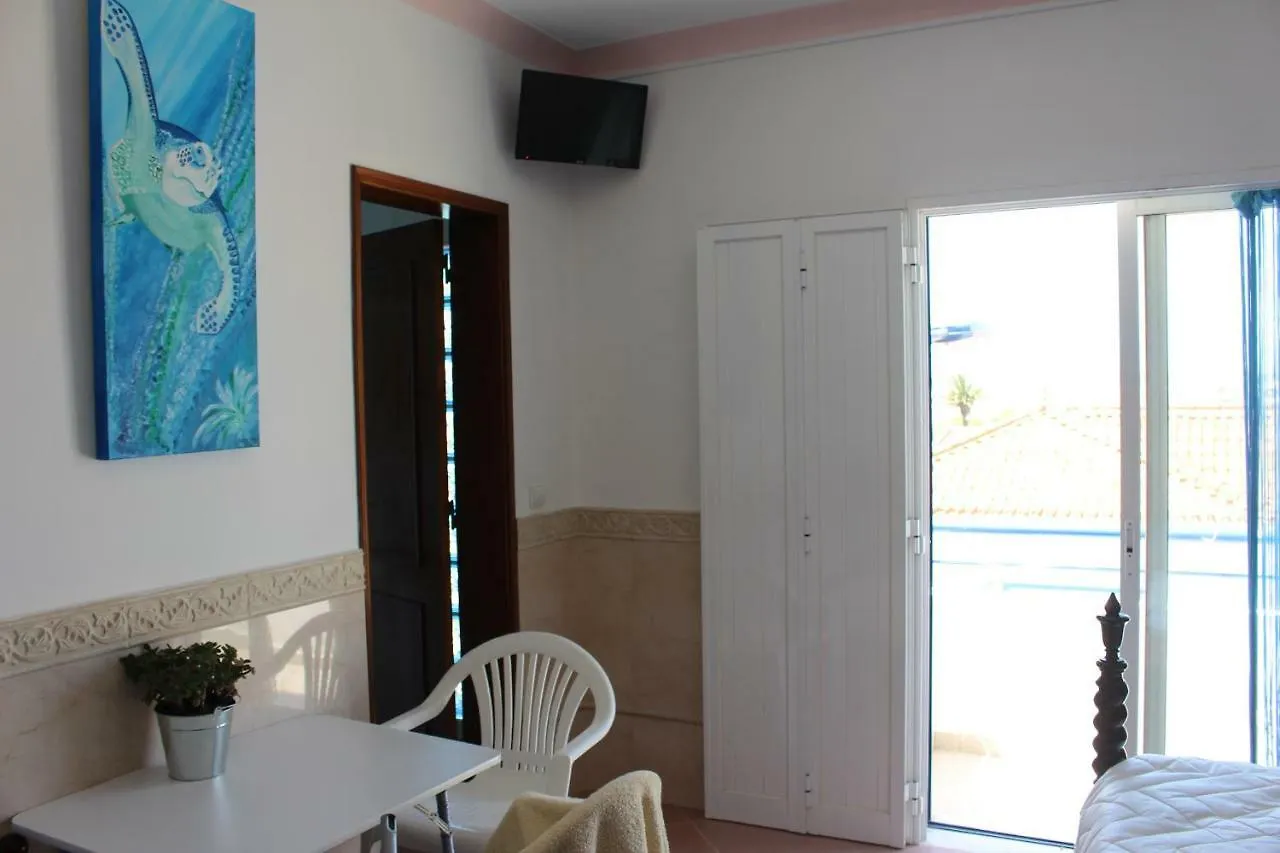Sagres Sunny Room With Private Bathroom 300M From The Beach 0*,  Portugal